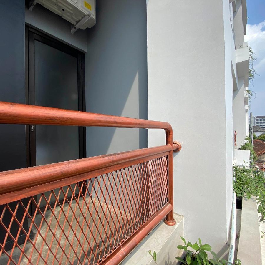 Dparagon Malioboro Джокьякарта Экстерьер фото